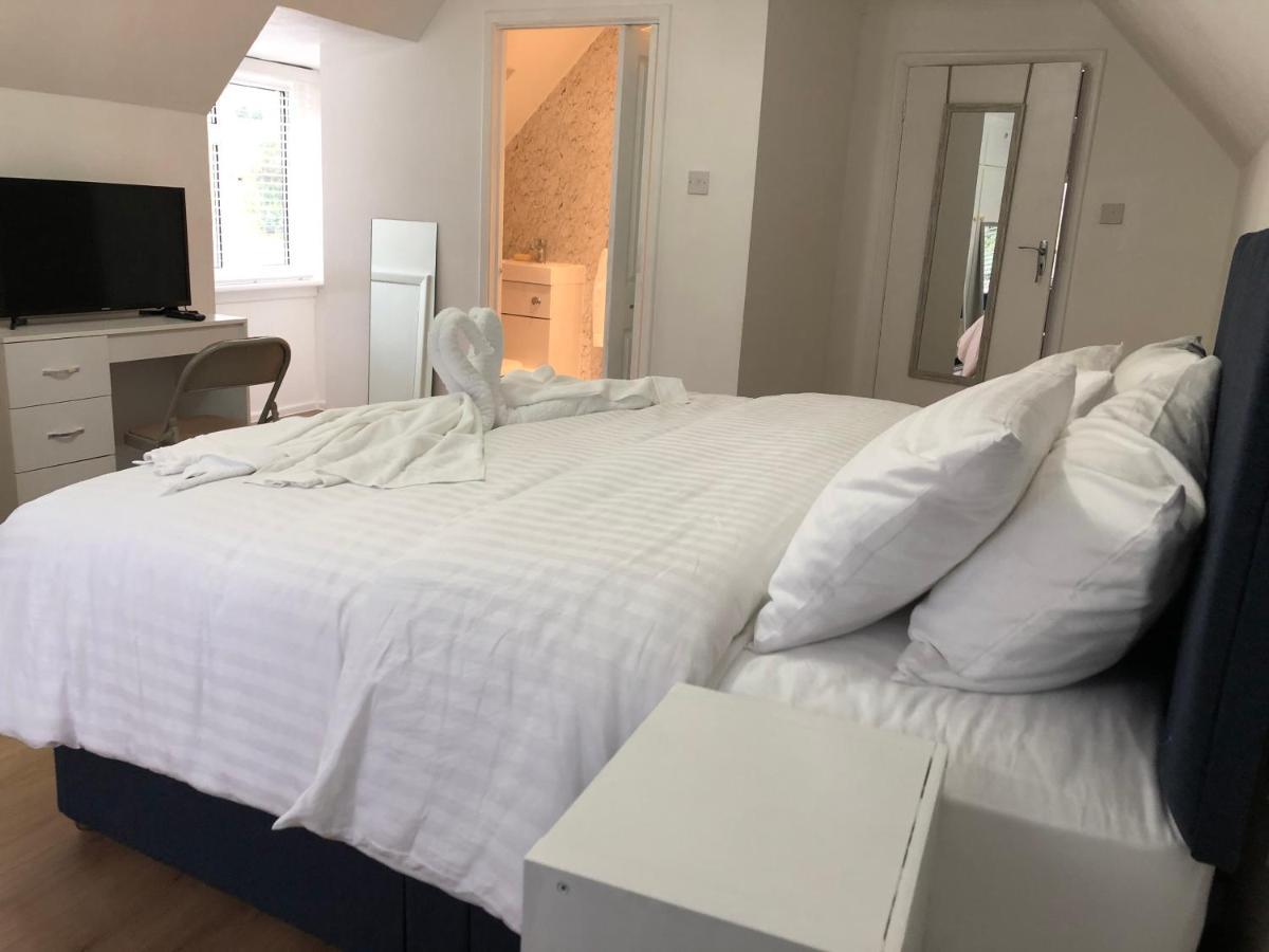 Bed and Breakfast Ponders End Newport  Exterior foto