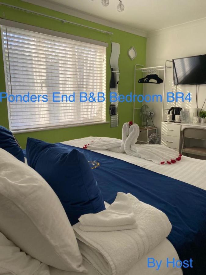 Bed and Breakfast Ponders End Newport  Exterior foto